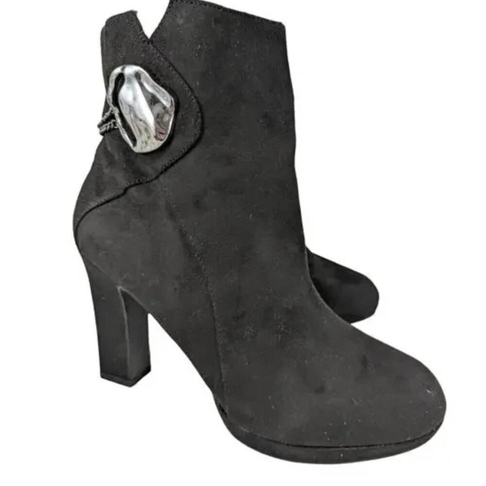 Chic Impo Onarie Black Suede Platform Ankle Boots with Silver Chain Detail, SZ 7